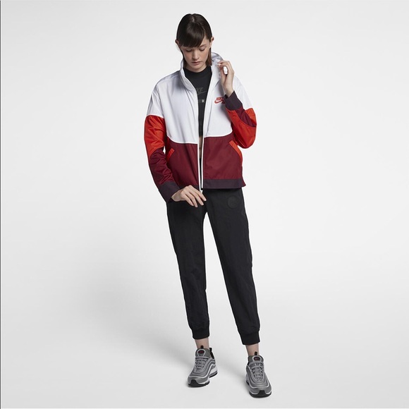 NIKE AIR WOMENS WOVEN JACKET SIZE XS NWT - Picture 6 of 7